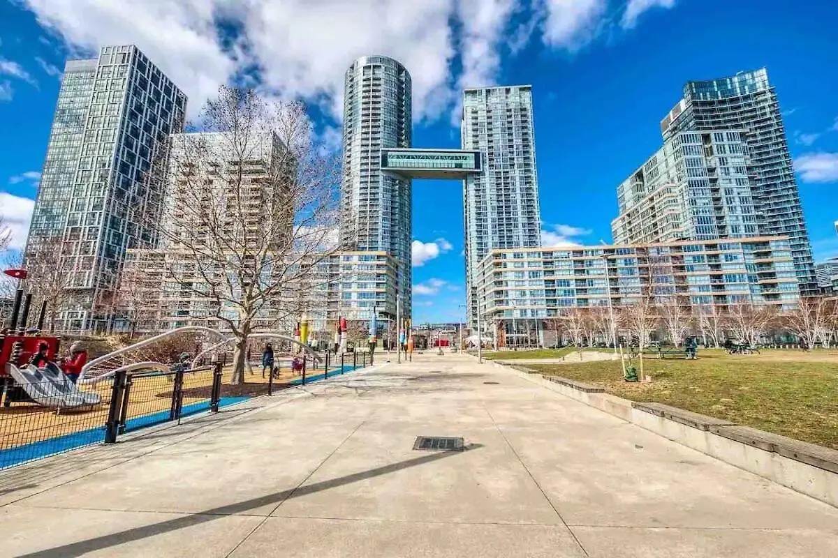 Apartmán Cozy Downtown 1Br Den Free Parking Near Cn Tower Toronto 0*,