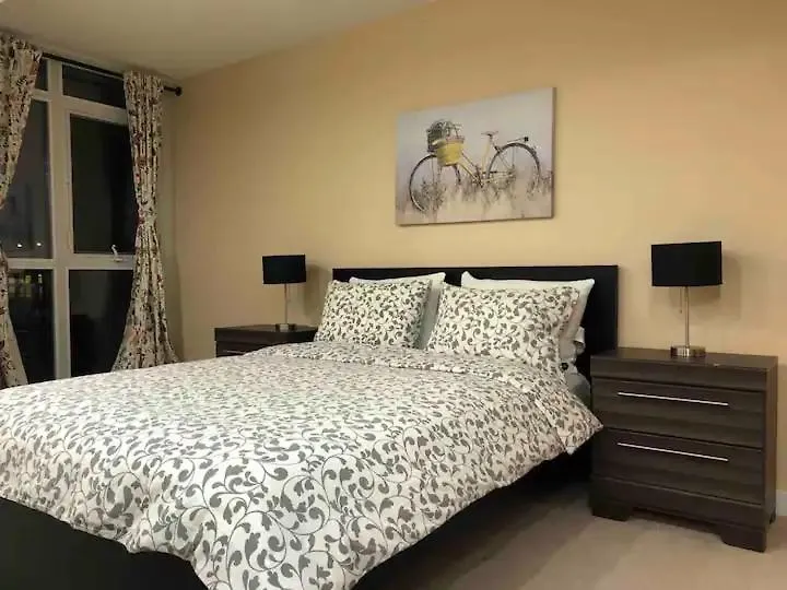 Apartamento Cozy Downtown 1Br Den Free Parking Near Cn Tower Toronto