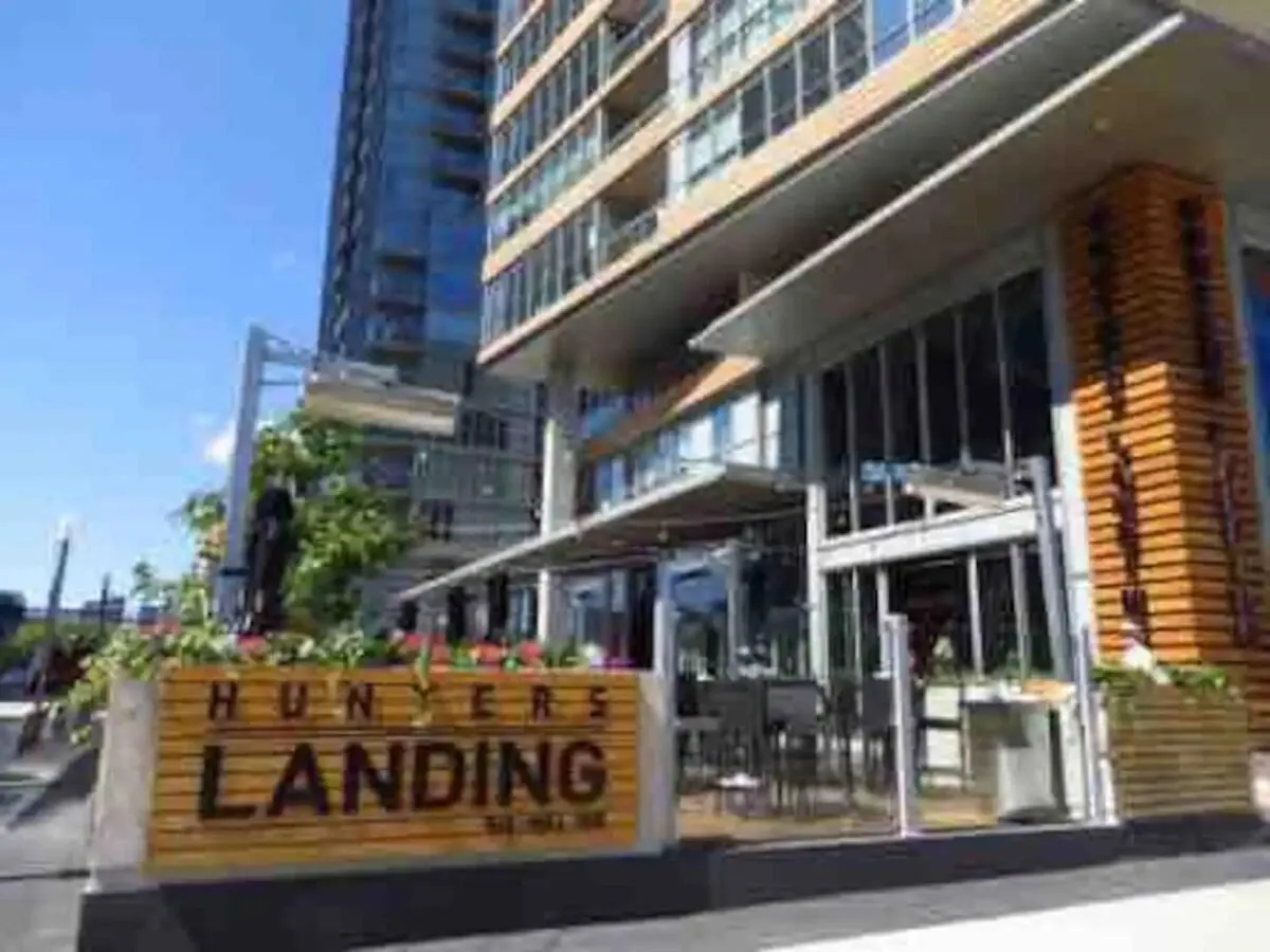Apartamento Cozy Downtown 1Br Den Free Parking Near Cn Tower Toronto