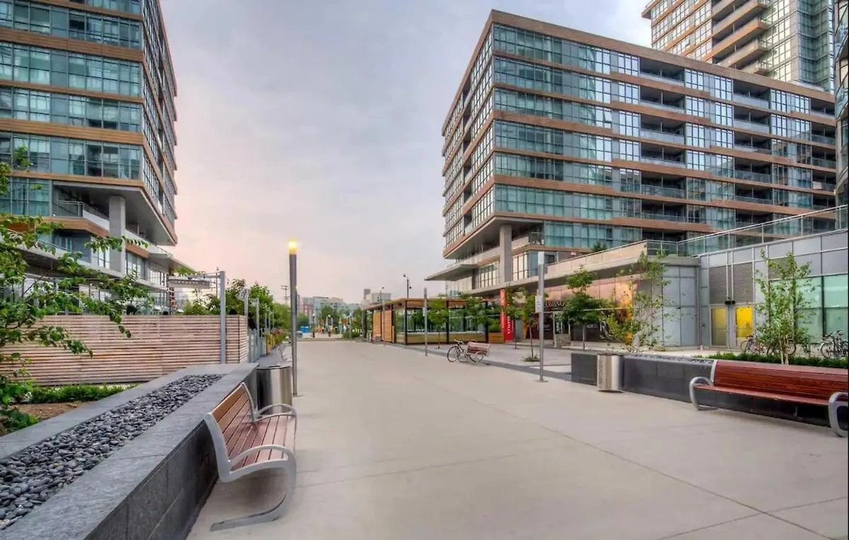 Apartamento Cozy Downtown 1Br Den Free Parking Near Cn Tower Toronto